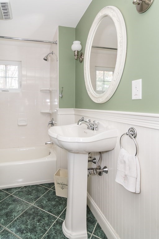 50 Rathbun Road Natick, MA 01760 - Photo 14 of 22 Gallery Image 14