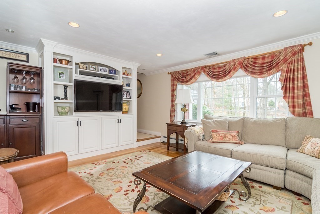 50 Rathbun Road Natick, MA 01760 - Photo 9 of 22 Gallery Image 9