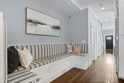 $1,300,000 | 4320 North Whipple Street, Chicago, IL 60618