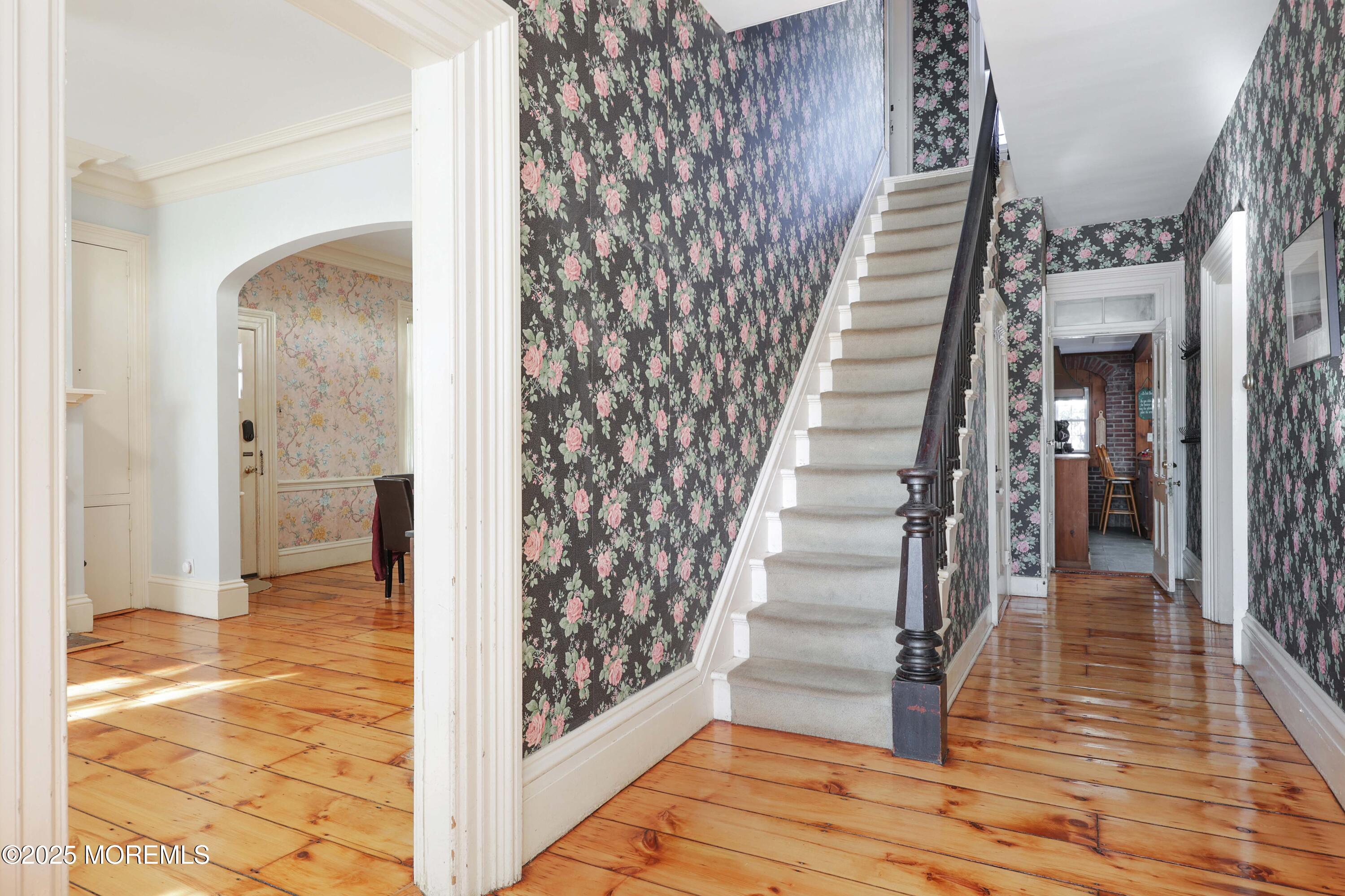 267 Cooper Road Red Bank, NJ 07701 - Photo 3 of 41 Foyer