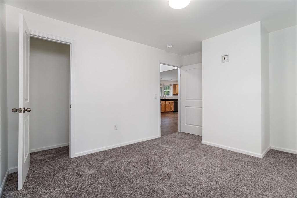 54 Deacon's Lane Troy, NH 03465 - Photo 21 of 42
