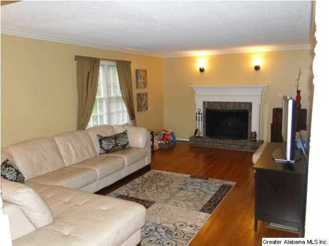 1821 Hamilton Road Pelham, AL 35124 - Photo 12 of 16