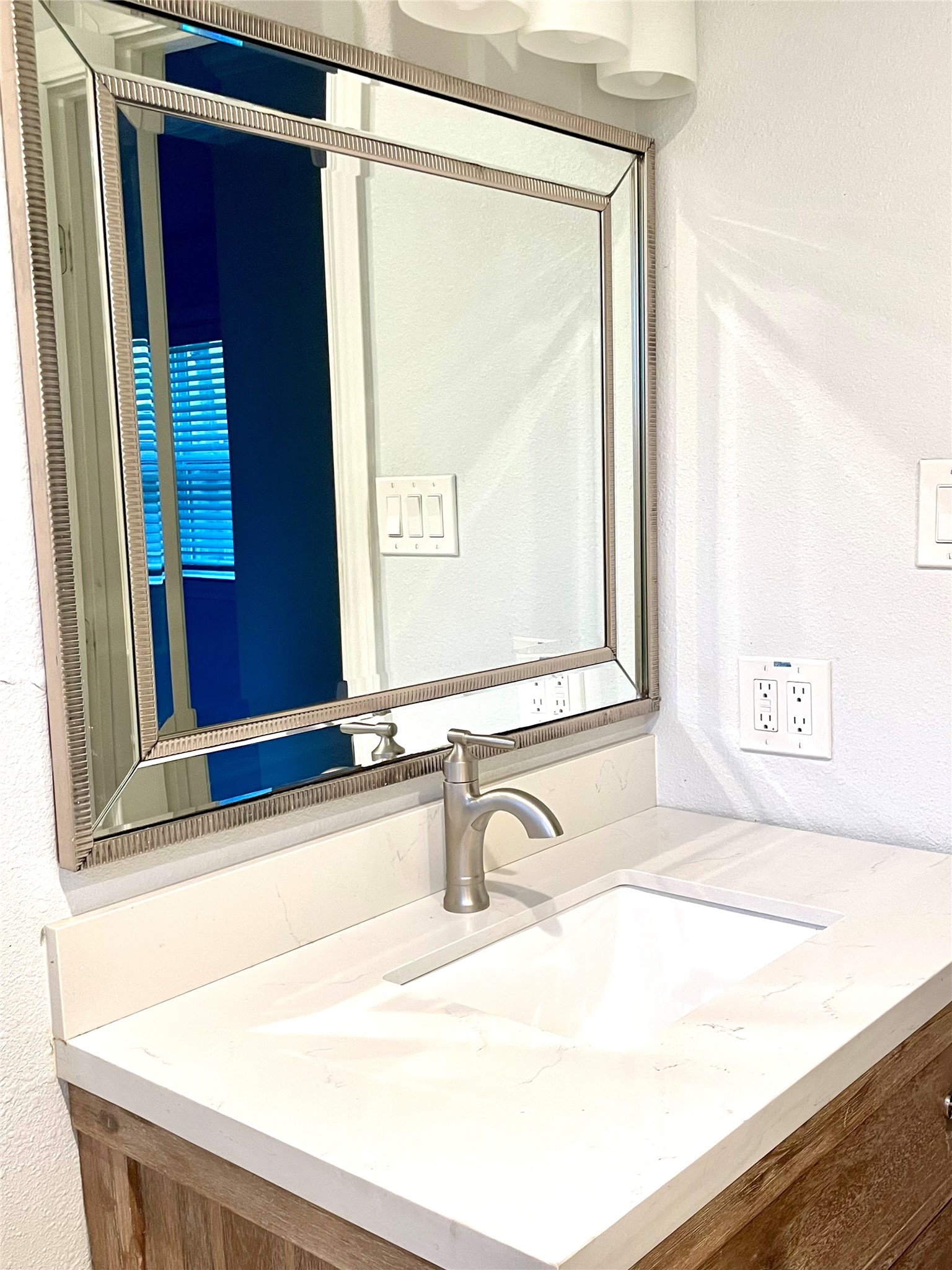 7953 Turquoise Lane Houston, TX 77055 - Photo 13 of 17