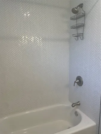 $2,100 | 7953 Turquoise Lane, Houston, TX 77055