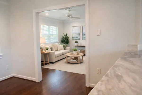 $2,100 | 7953 Turquoise Lane, Houston, TX 77055