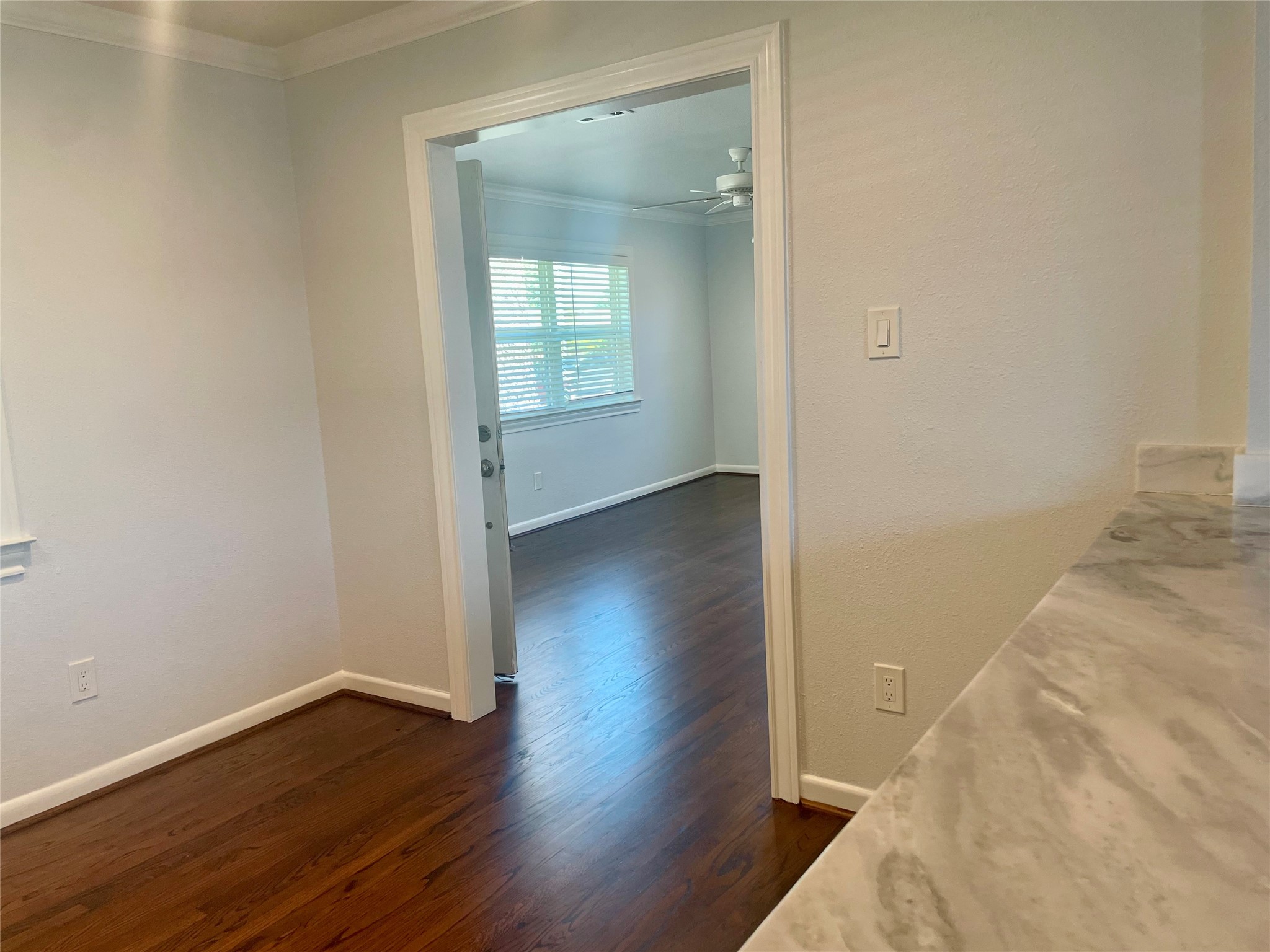 7953 Turquoise Lane Houston, TX 77055 - Photo 9 of 17 View of the breakfast room into the Living Room