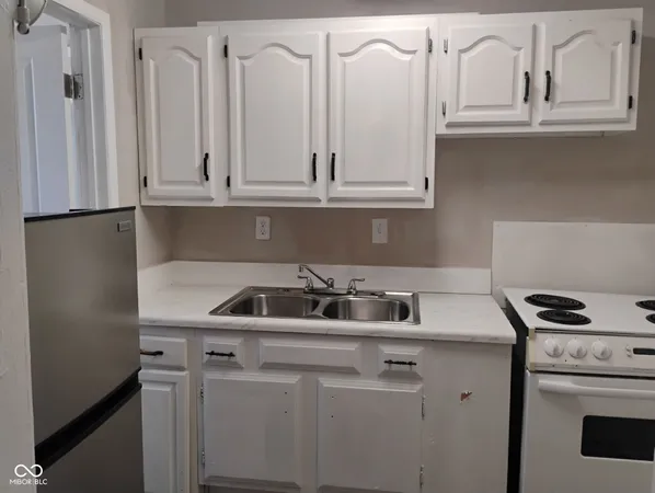 $645 | 316 East Franklin Street, Unit 3, Shelbyville, IN 46176