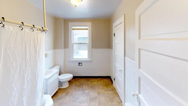 $1,725 | 206 19 1/2 Avenue North, St. Cloud, MN 56303