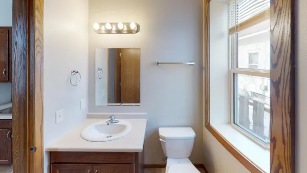 $1,725 | 206 19 1/2 Avenue North, St. Cloud, MN 56303