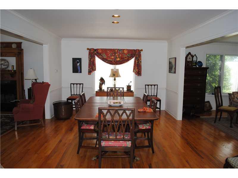 161 Shadow Ridge Drive Pittsburgh, PA 15238 - Photo 6 of 25 Dining Room.