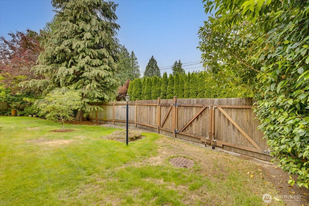 9806 Northeast 197th Street Bothell, WA 98011 - Photo 34 of 39 Gallery Image 34