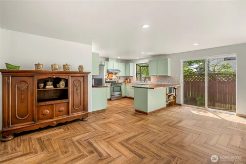 $589,950 | 27830 121st Place Southeast, Kent, WA 98030