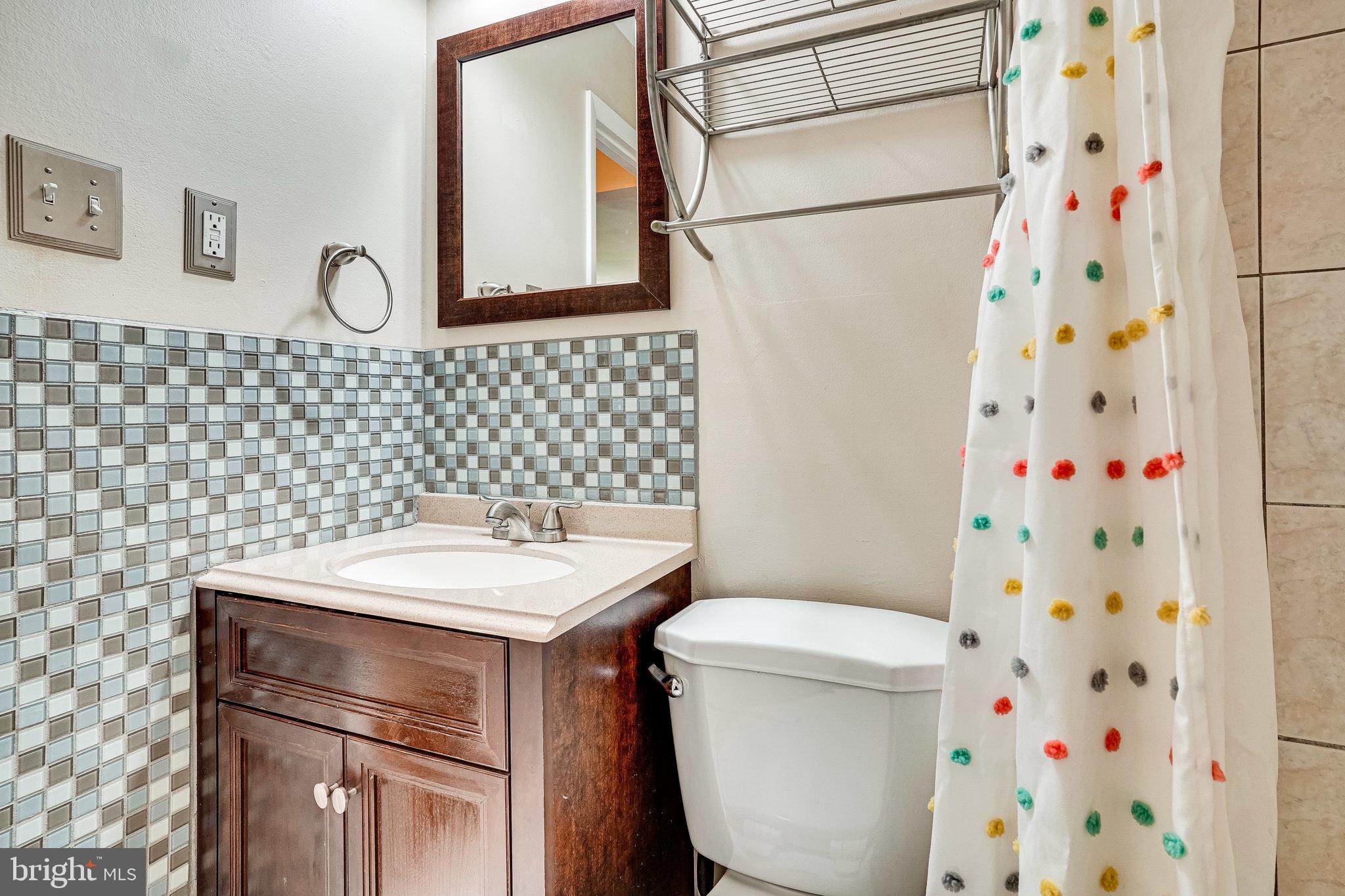8617 Kerry Lane Springfield, VA 22152 - Photo 36 of 59 Updated Hall Full Bathroom