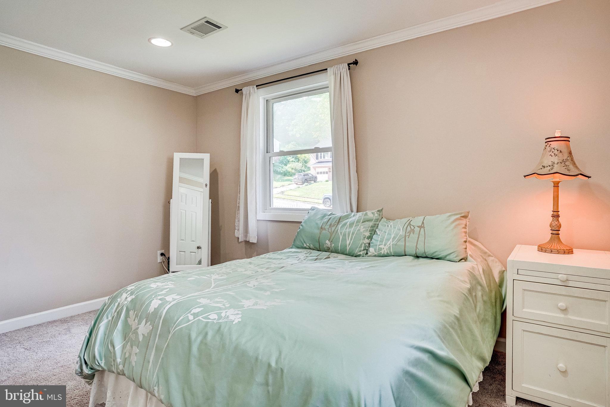 8617 Kerry Lane Springfield, VA 22152 - Photo 45 of 59 4th Bedroom in Basement with recessed lighting