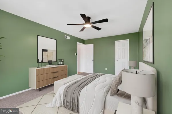$325,000 | 3210 South 28th Street, Unit 402, Alexandria, VA 22302