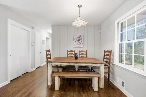 $320,000 | 243 Hurt Drive Southeast, Smyrna, GA 30082