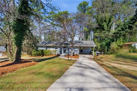 $320,000 | 243 Hurt Drive Southeast, Smyrna, GA 30082