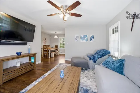 $320,000 | 243 Hurt Drive Southeast, Smyrna, GA 30082