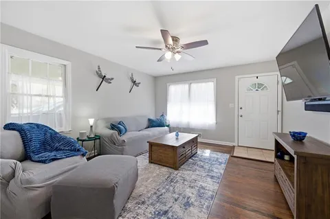 $320,000 | 243 Hurt Drive Southeast, Smyrna, GA 30082