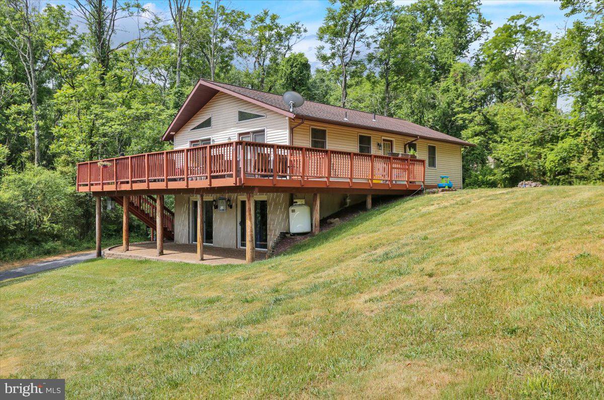 1522 Golf Course Road Birdsboro, PA 19508 - Photo 31 of 36 Side View