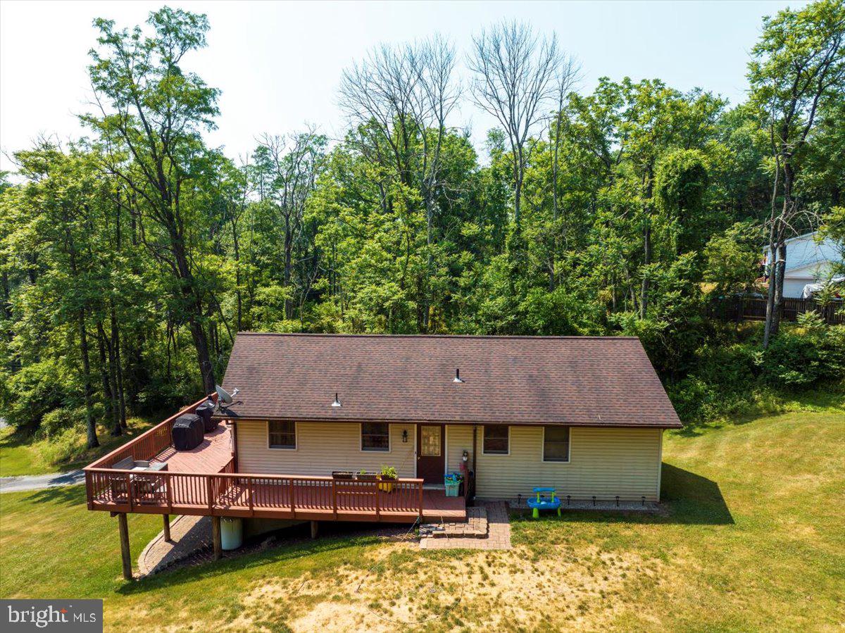 1522 Golf Course Road Birdsboro, PA 19508 - Photo 33 of 36 Side