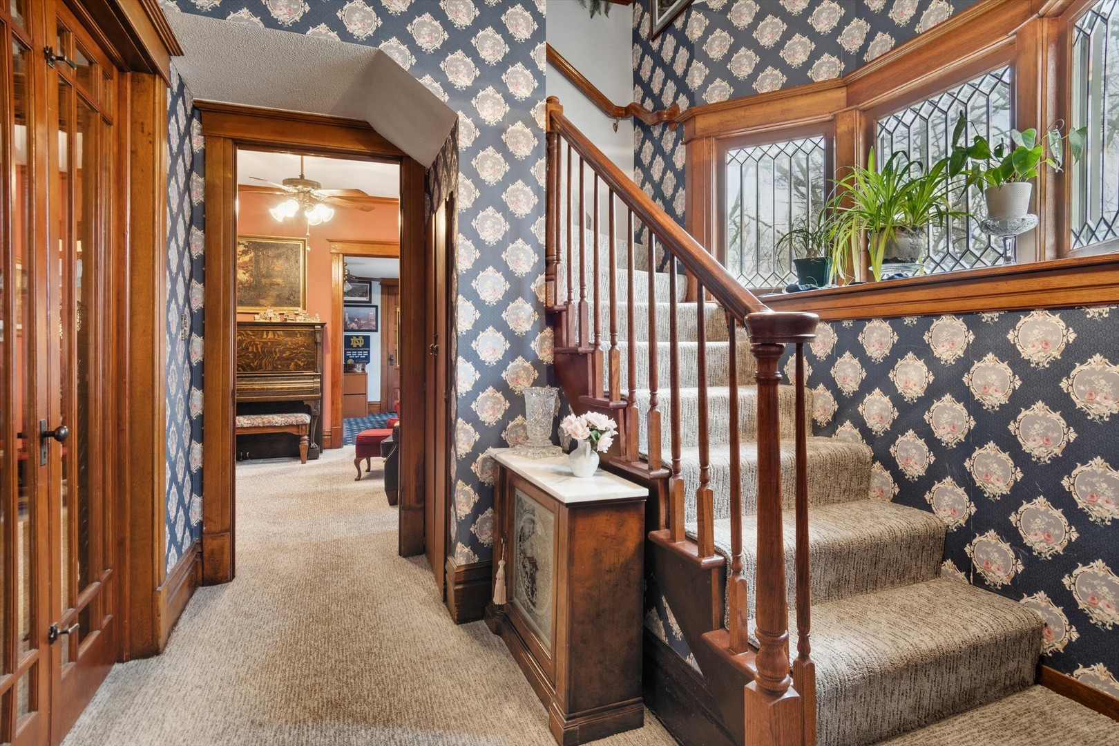 628 East Main Street Morris, IL 60450 - Photo 3 of 32 a view of a livingroom with furniture and staircase