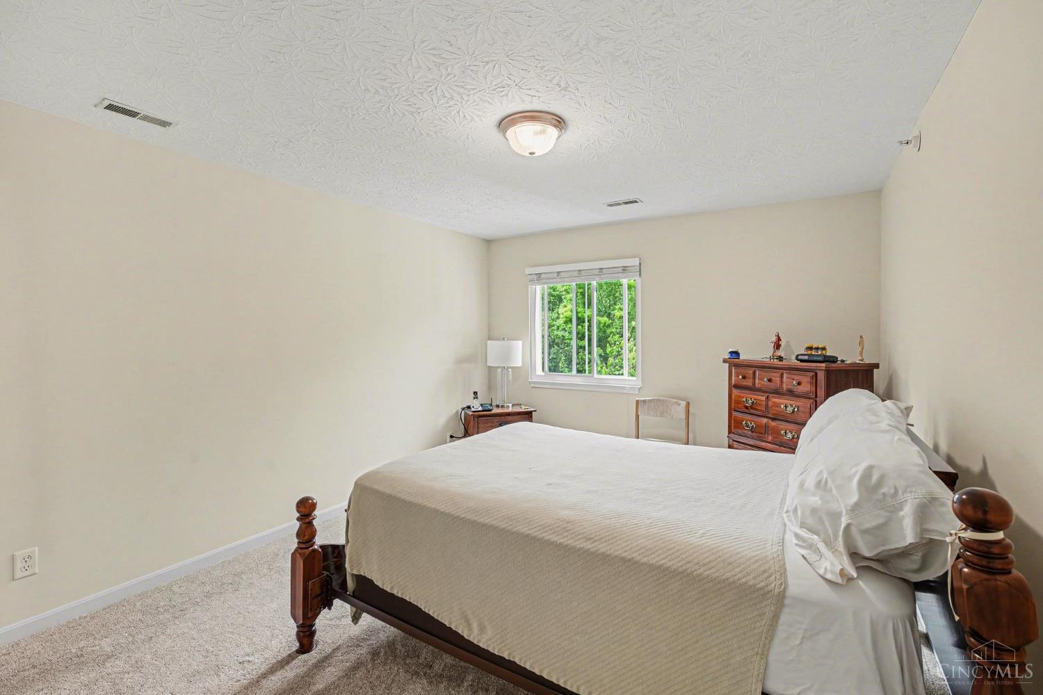 4563 Foley Road, Unit 11 Cincinnati, OH 45238 - Photo 9 of 16