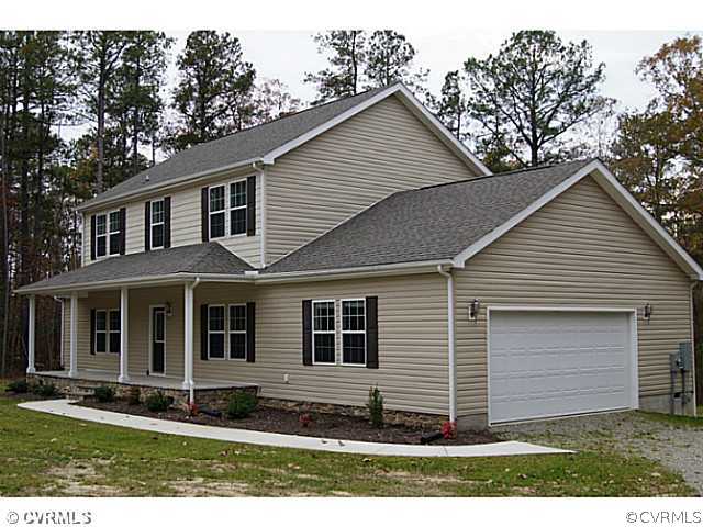 13700 Cedar Creek Road Chesterfield, VA 23838 - Photo 20 of 21 front view of a house