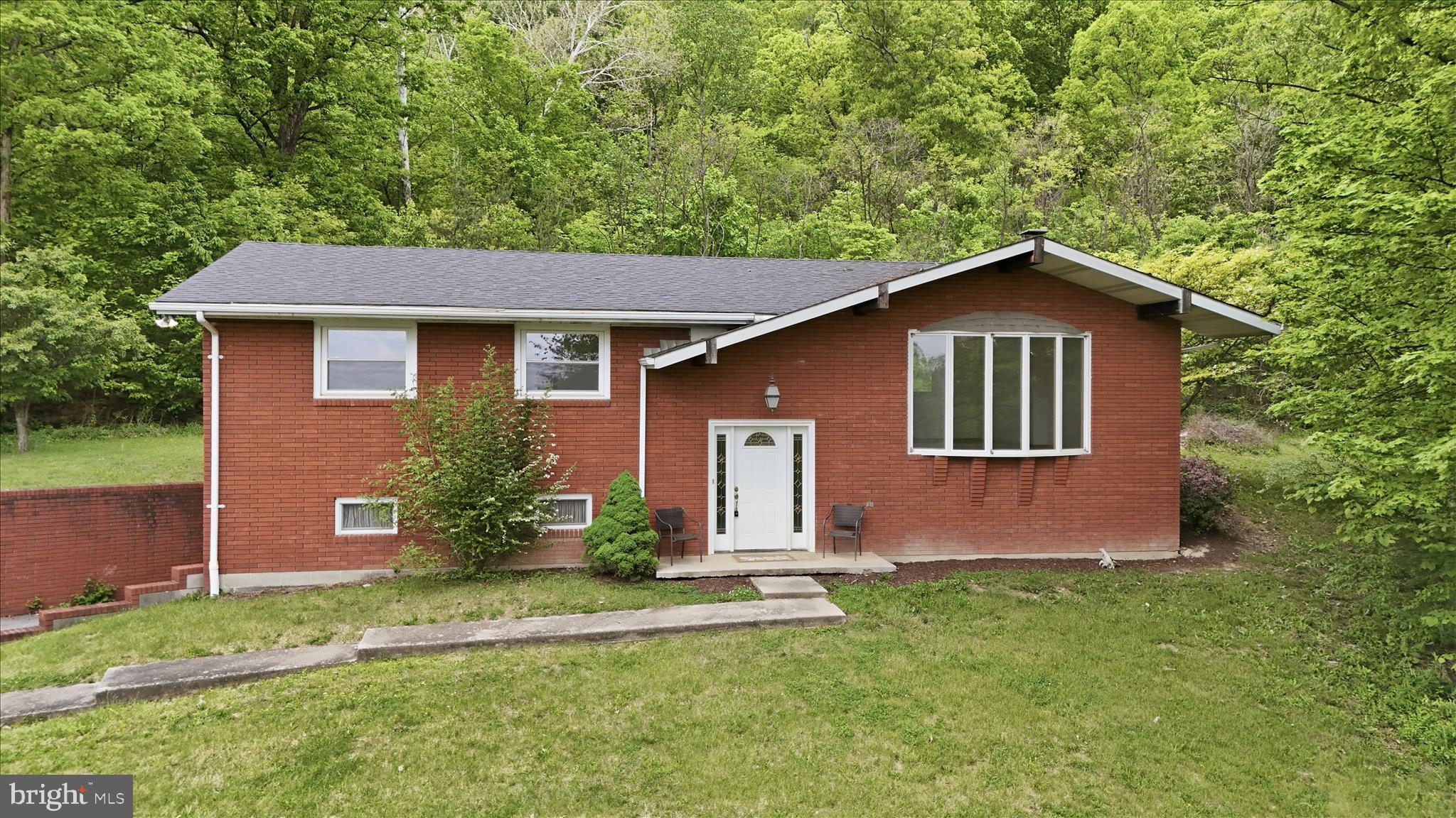 79 Moon Crest Street Ridgeley, WV 26753 - Photo 1 of 44 Gallery Image 1