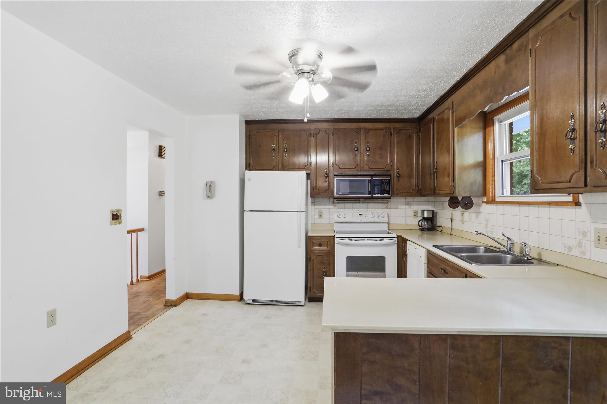 79 Moon Crest Street Ridgeley, WV 26753 - Photo 7 of 44 Gallery Image 7