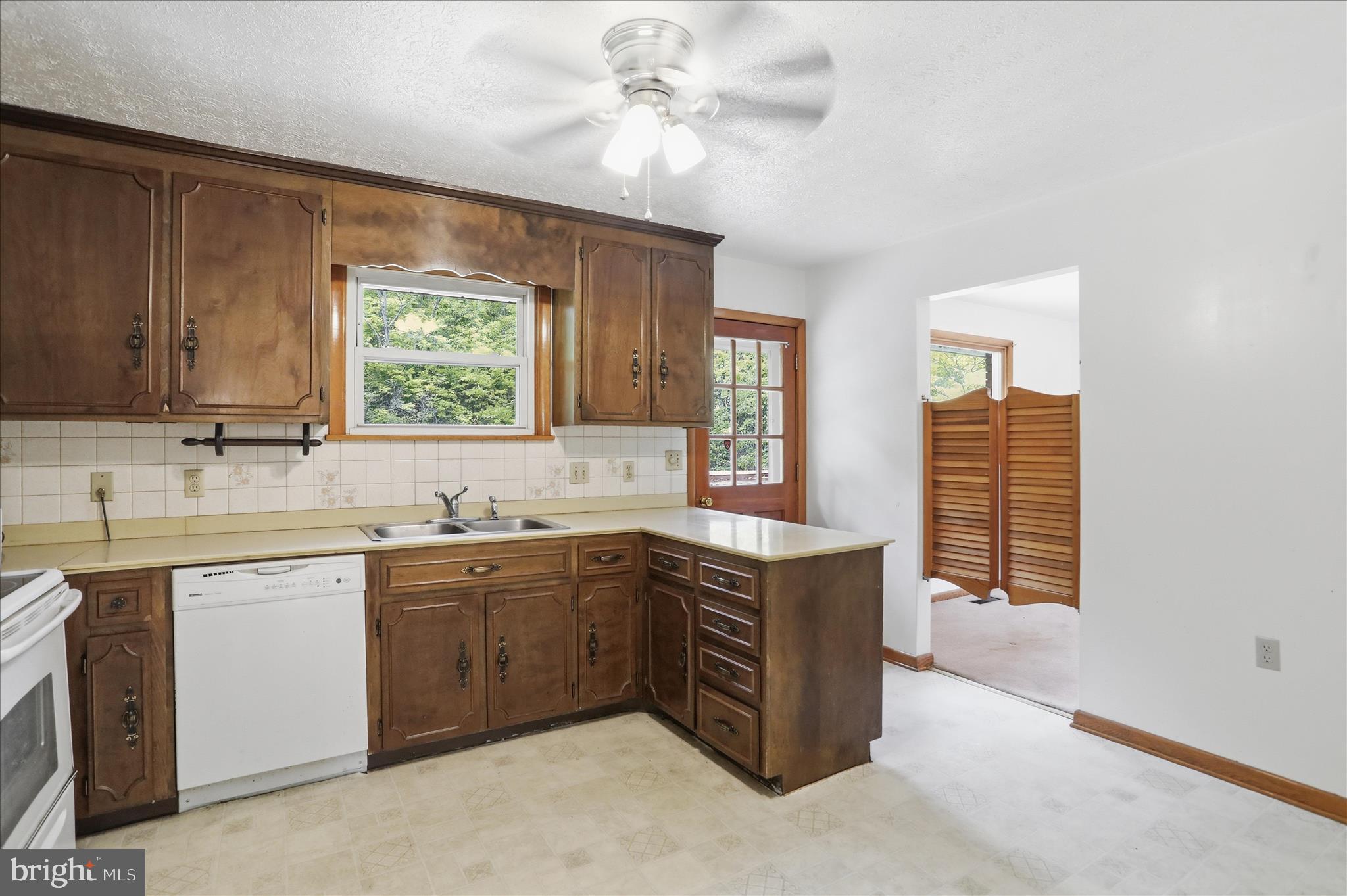 79 Moon Crest Street Ridgeley, WV 26753 - Photo 10 of 44 Gallery Image 10