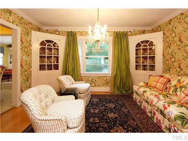 2727 Rosedale Avenue Raleigh, NC 27607 - Photo 5 of 25 Photo 5