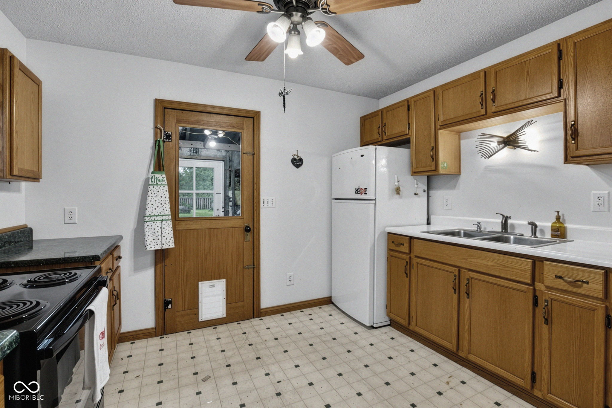 640 North Rangeline Road Carmel, IN 46032 - Photo 16 of 62