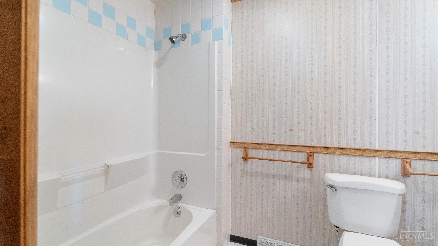 6933 Cozaddale Road Goshen, OH 45122 - Photo 25 of 38