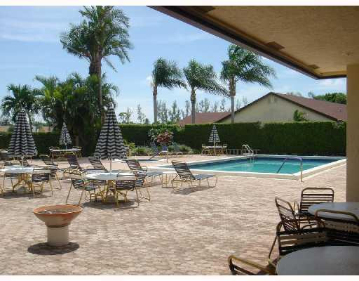 23446 Barlake Drive, Unit 23446 Boca Raton, FL 33433 - Photo 23 of 25 Swimming Pool/Hot Tub/Sauna