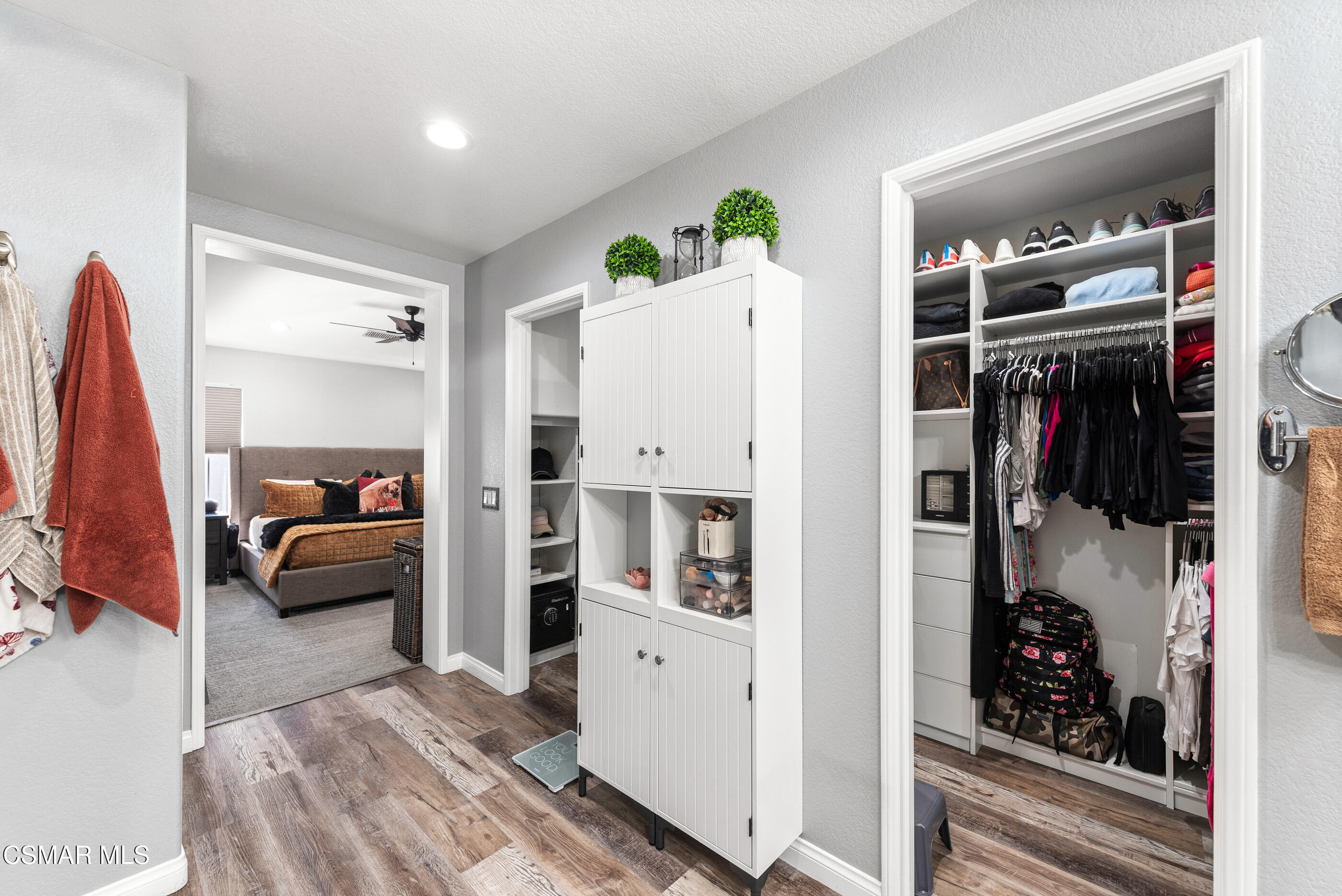 1958 Blazewood Street Simi Valley, CA 93063 - Photo 27 of 51 1958 Blazewood St Simi Valley-28