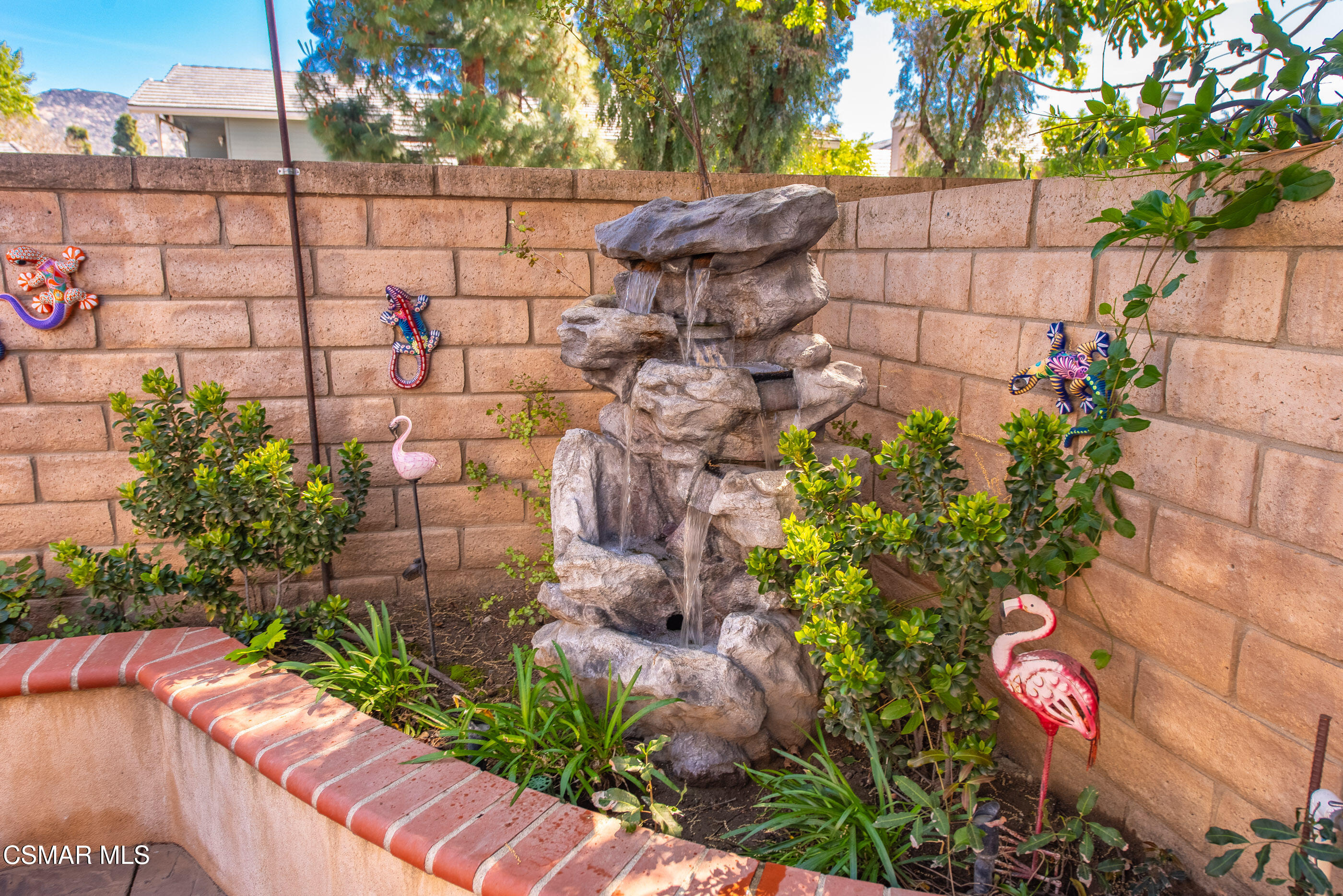 1958 Blazewood Street Simi Valley, CA 93063 - Photo 35 of 51 1958 Blazewood St Simi Valley-37