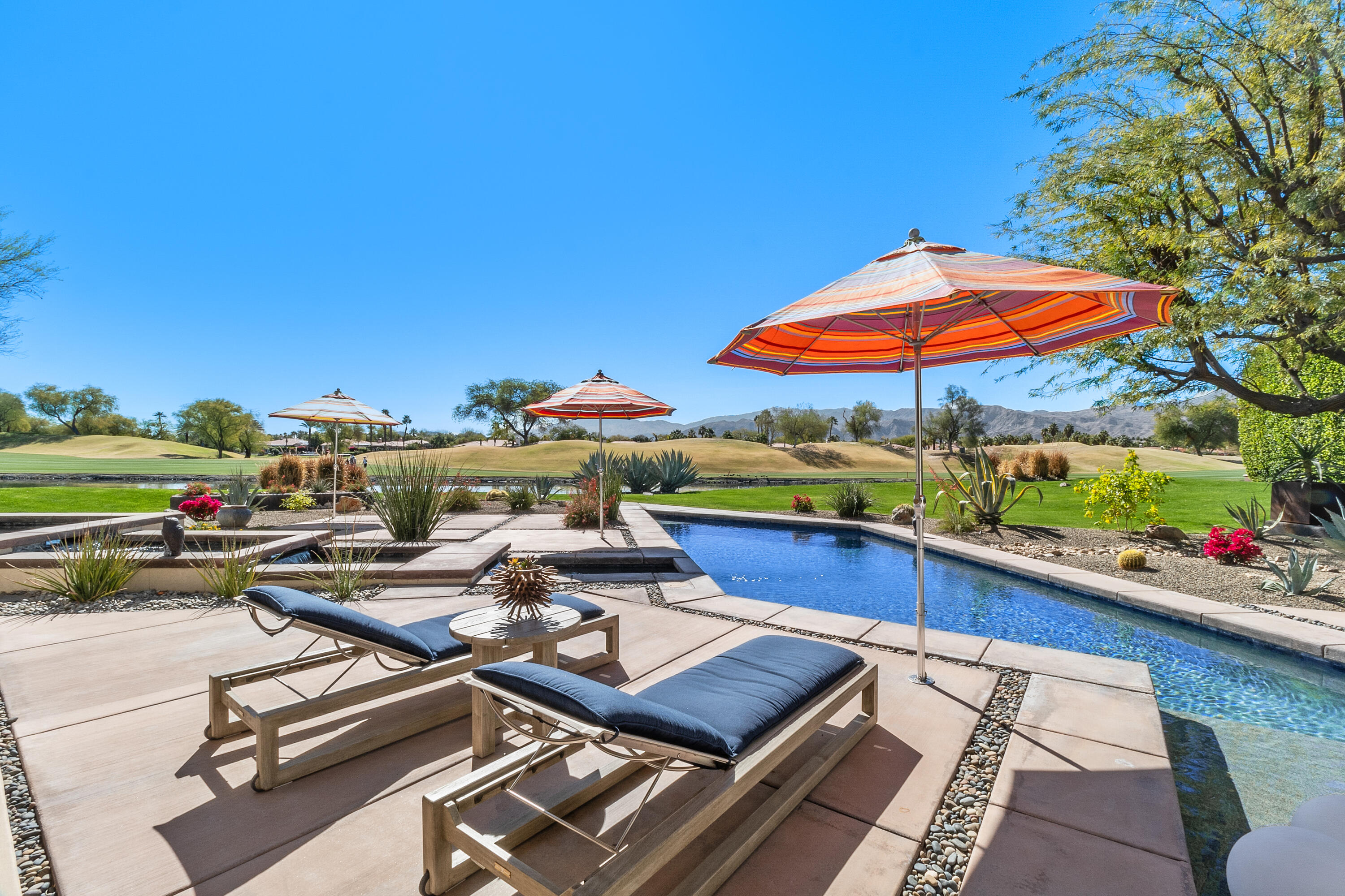81 Royal St Georges Way Rancho Mirage, CA 92270 - Photo 6 of 59 34_11681615_177120_177120-EI-134