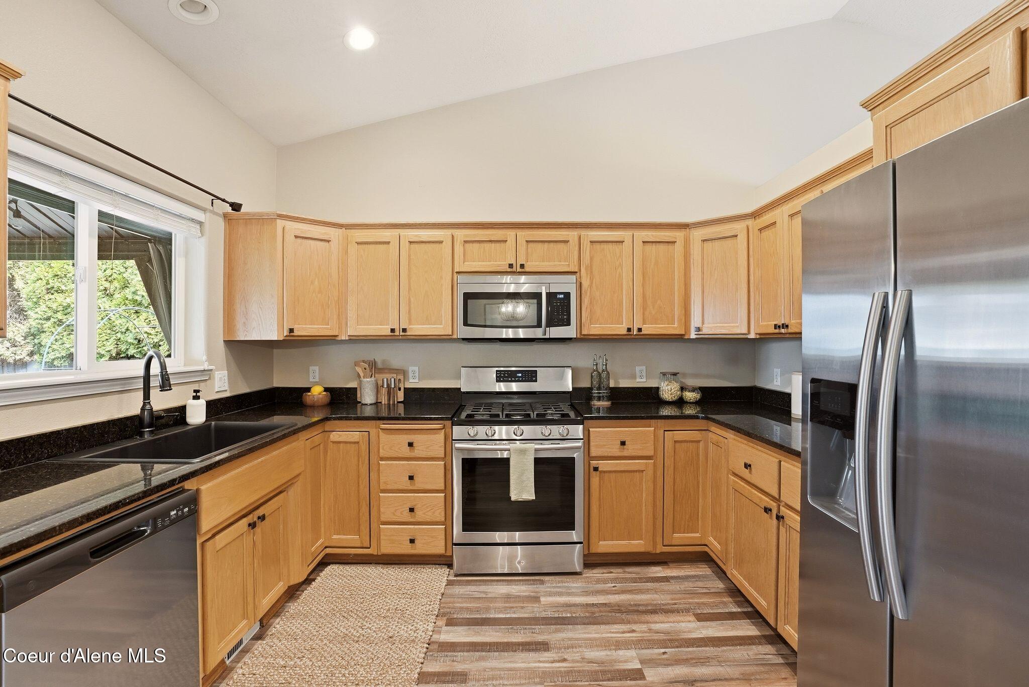 9201 North Castle Way Hayden, ID 83835 - Photo 11 of 62 Inside-Media-Castle-12