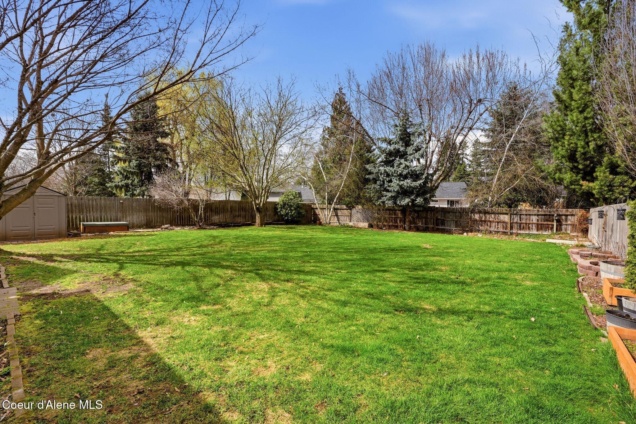 9201 North Castle Way Hayden, ID 83835 - Photo 37 of 62 Inside-Media-Castle-36