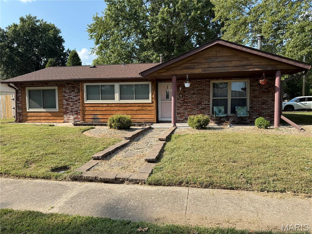 2513 Reveres Route Granite City, IL 62040 - Photo 1 of 4 Gallery Image 1