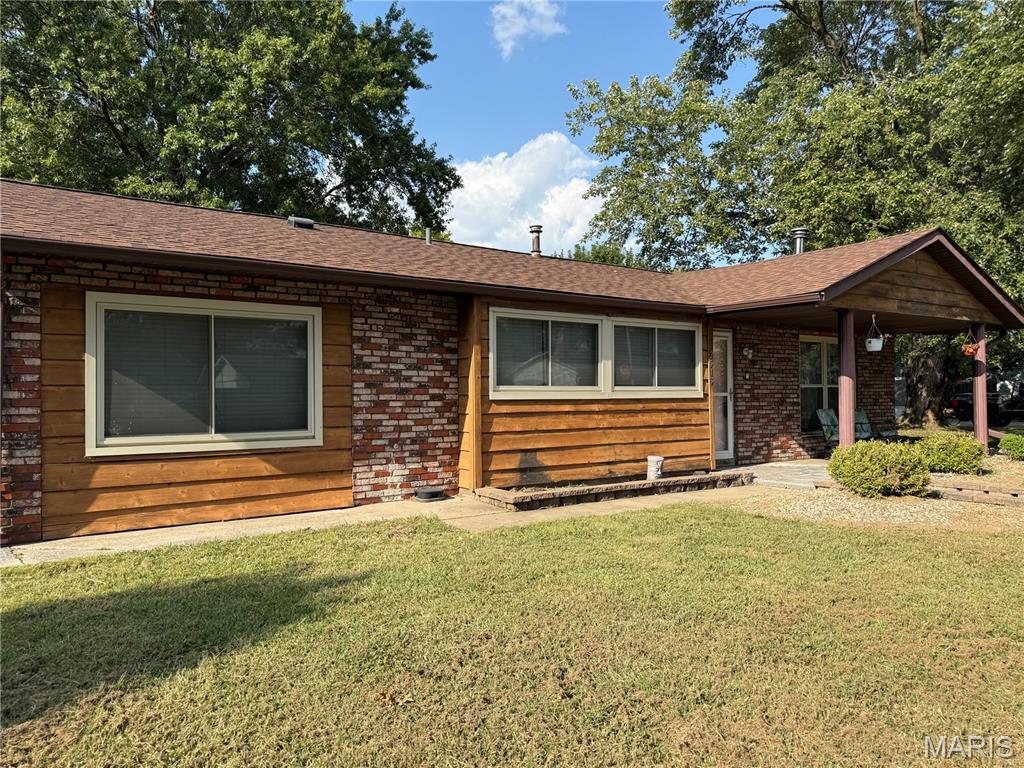 2513 Reveres Route Granite City, IL 62040 - Photo 2 of 4 Gallery Image 2