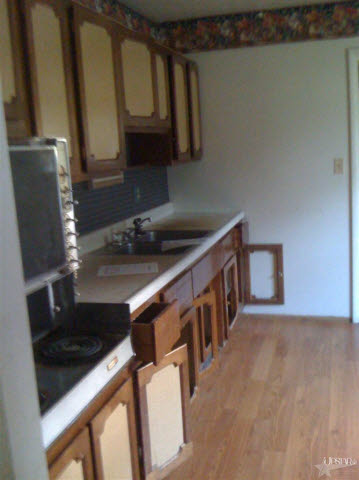 1710 Maplewood Road Fort Wayne, IN 46819 - Photo 3 of 6