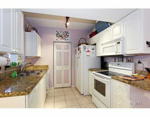 1067 Via Jardin Riviera Beach, FL 33418 - Photo 4 of 8 Additional Photo