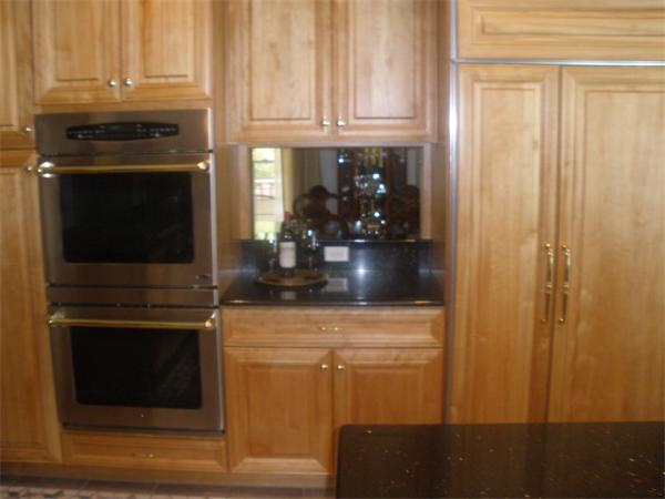 403 Groton Road Westford, MA 01886 - Photo 3 of 29 Gallery Image 3