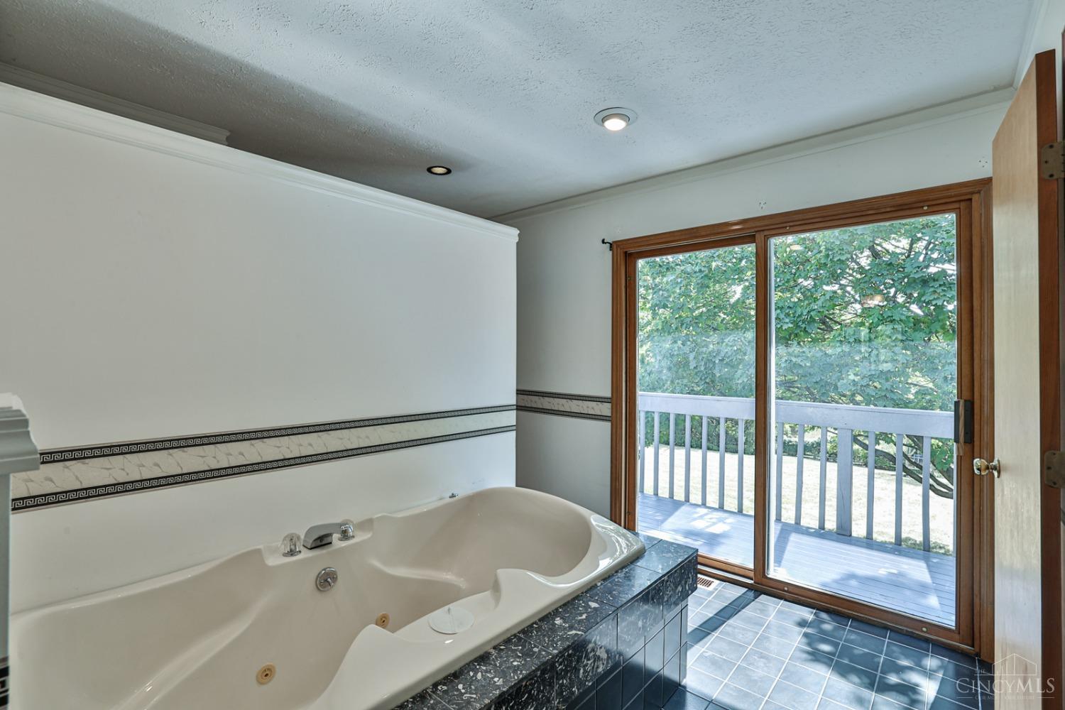 7399 Princeton Road Middletown, OH 45044 - Photo 28 of 43