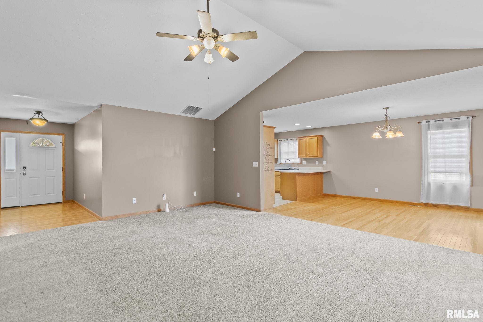 895 Timber Edge Drive Sherman, IL 62684 - Photo 2 of 34