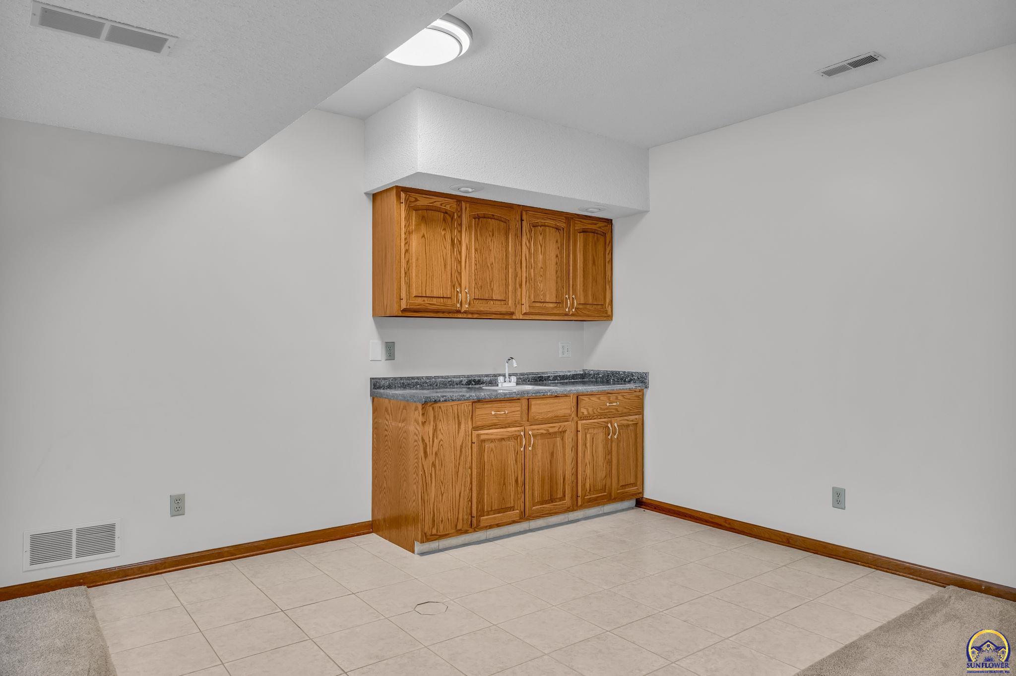 6412 Southwest Vorse Road Auburn, KS 66402 - Photo 63 of 72