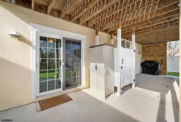 $979,000 | 9 Cummings Place, Brigantine, NJ 08203