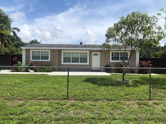 2551 Ranch House Road West Palm Beach, FL 33406 - Photo 1 of 26 Front of house